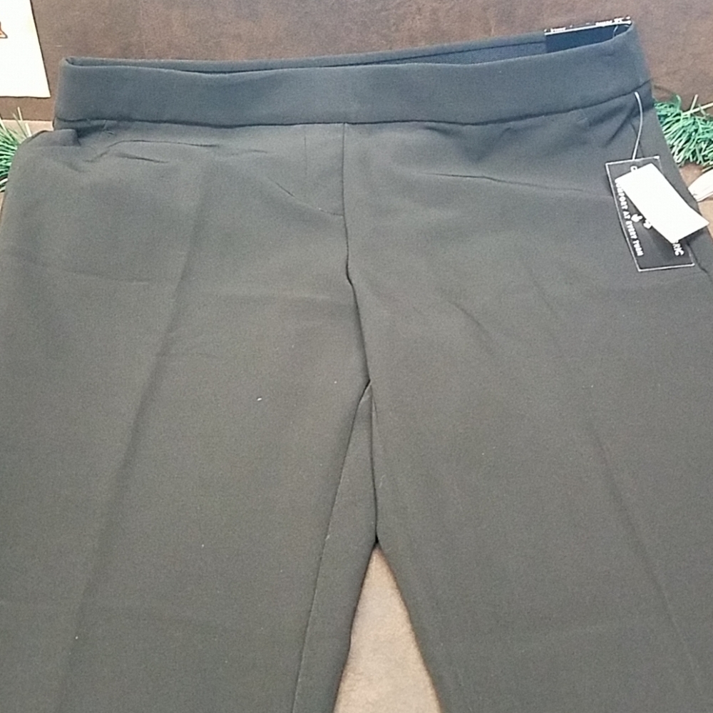 Black dress pants